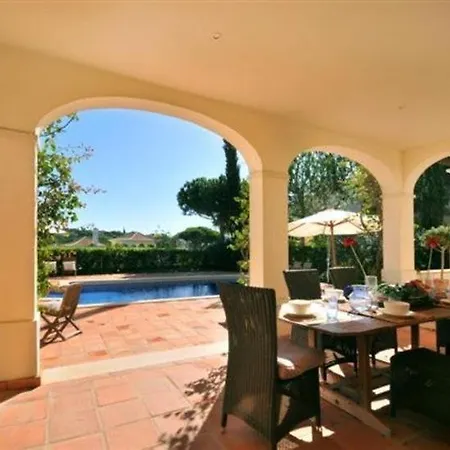 Sleeps 8 Pool Air Con Wifi * Vale do Lobo